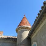 The turret, just to give the villa that chateau-like touch